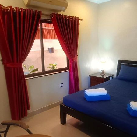 Le Cocorico Hotel Сием Реап Екстериор снимка